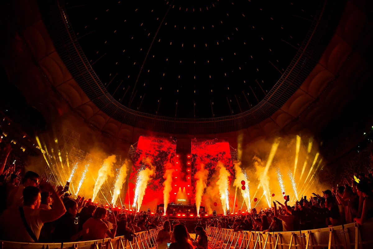 155.000 de participanți la Neversea Kapital » Florin Salam, Lost Frequencies și Steve Aoki au „rupt” Arena Națională
