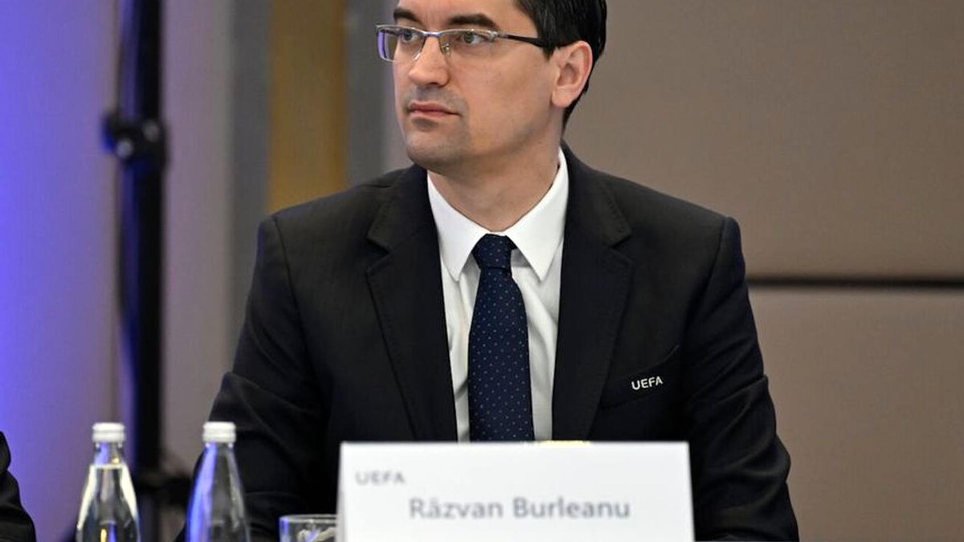 Tribunalul de Arbitraj Sportiv afișând decizia oficială privind procesul TAS cu FRF apărare și respingerea intervenției FCSB în sala de judecată. | sursa foto: Gazeta Sporturilor