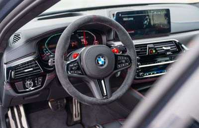 A mers 190 de kilometri cu un BMW și l-a vândut cu profit de aproape 50.000 de euro » Detalii incredibile la „bestia” bavareză