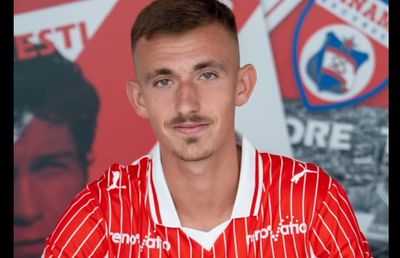 Vești excelente pentru Zeljko Kopic » Dinamo a prezentat oficial noul fundaș central