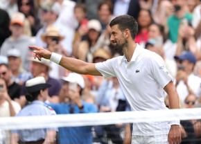 Novak Djokovic s-a calificat în „sferturi” la Wimbledon și apoi i-a făcut un compliment lui Roger Federer: „Am rupt blestemul”