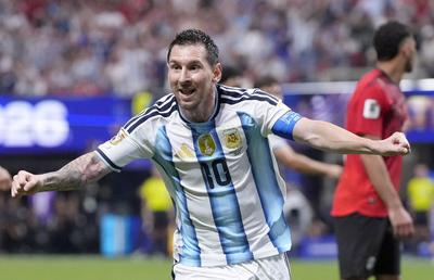 „Aspirator” de recorduri » Lionel Messi tocmai l-a depășit pe Diego Maradona!