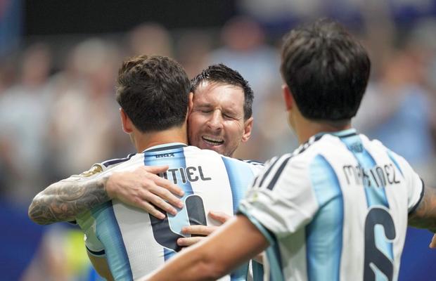 Argentina - Egipt 3-2 » REMONTADA de science-fiction la Atlanta! Cu Lionel Messi în frunte, „pumele” întorc scorul în 13 minute și merg în sferturile Campionatului Mondial!