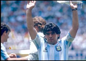 Momentul care i-a adus nemurirea lui Maradona