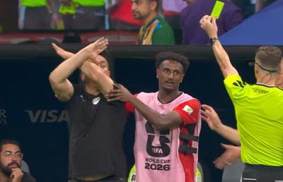 Egiptenii acuză decizia luată în prelungirile optimii cu Argentina! Au sărit la arbitru: gesturile incredibile ale selecționerului