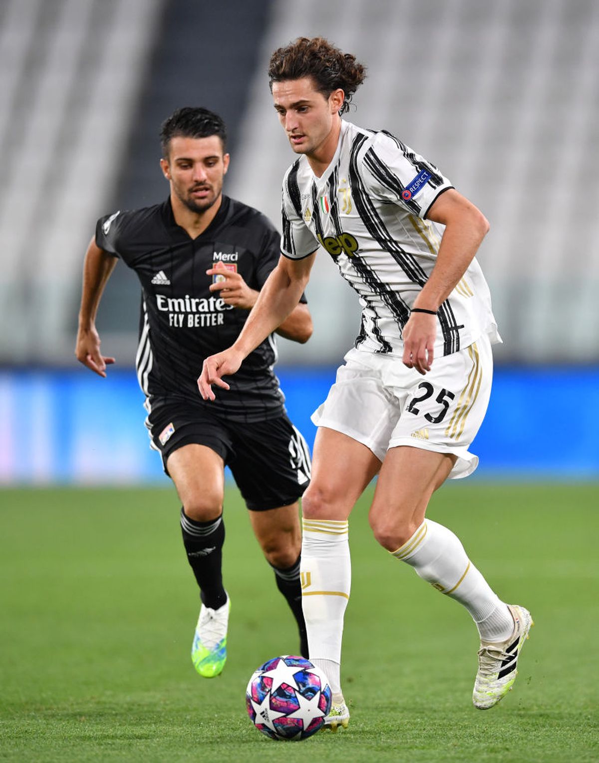 LIGA CAMPIONILOR. FOTO Două penalty-uri contestate în Juventus - Lyon!