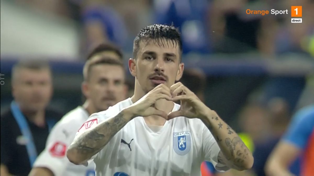 FOTO Gol Hanca în FCU Craiova - CSU Craiova și torțe aruncate de fani 07.08.2022