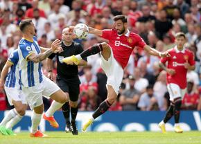 Manchester United - Brighton » „Diavolii” reduc din diferență după un autogol caraghios