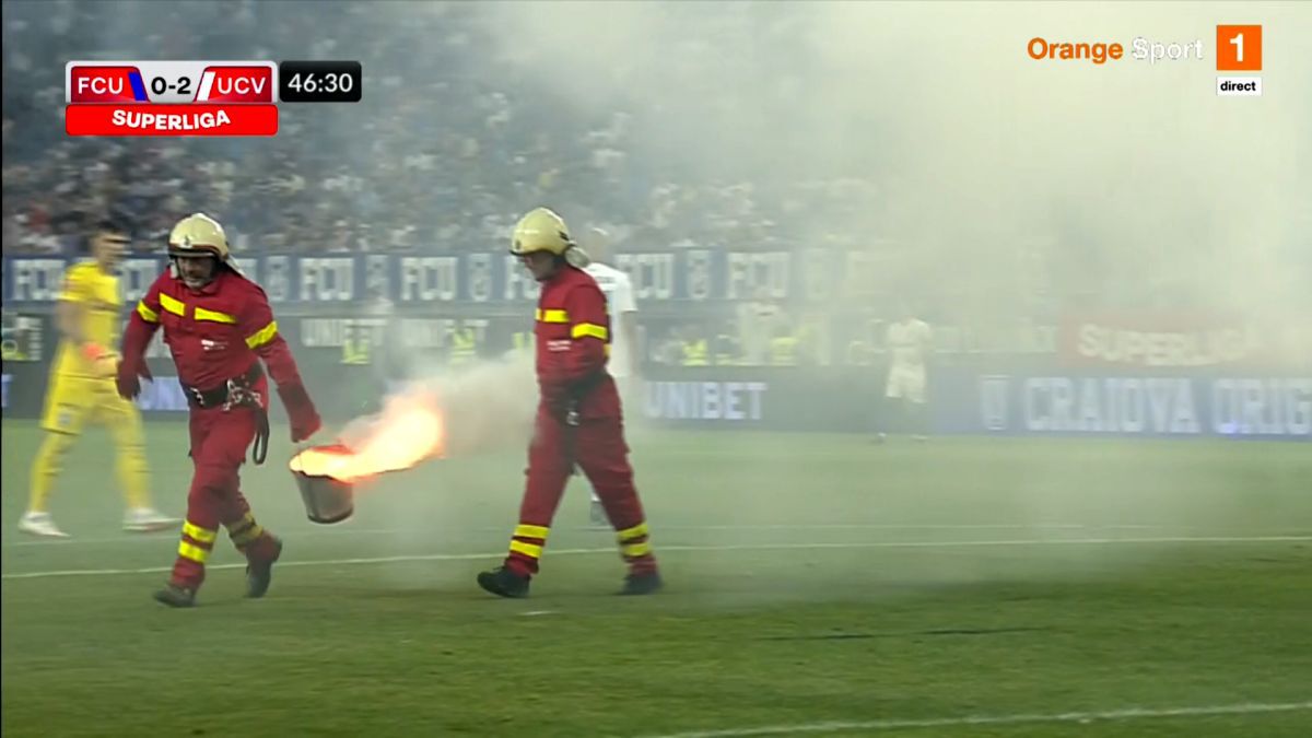 Interziși după comportamentul din derby-ul FCU - CS Universitatea Craiova! Măsurile anunțate de Jandarmeria Română