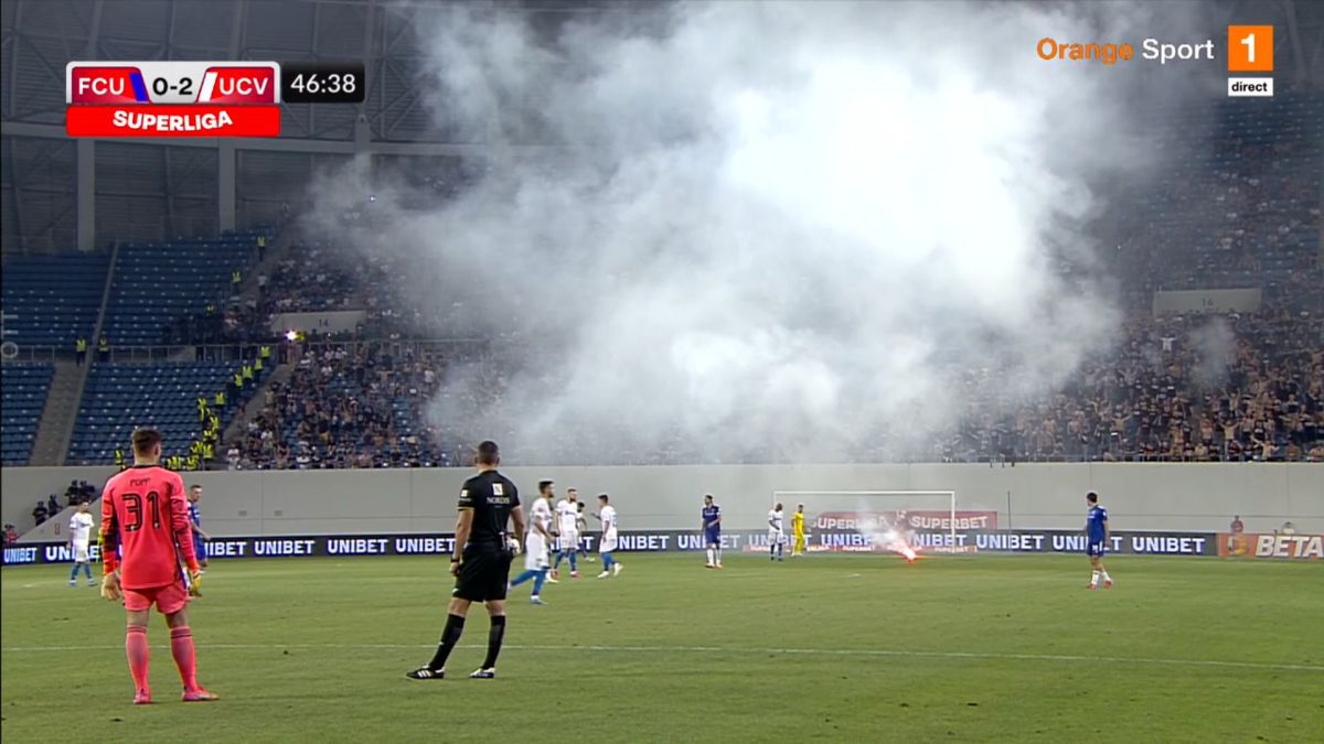 Interziși după comportamentul din derby-ul FCU - CS Universitatea Craiova! Măsurile anunțate de Jandarmeria Română