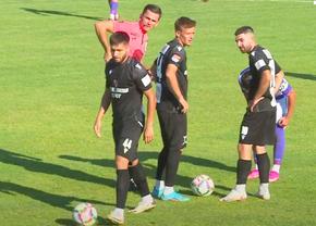 Confuzie generală la noul „satelit” al FCSB-ului » Antrenorul nu înțelege nimic: „Să mă lămurească și pe mine! În contract apare denumirea asta”