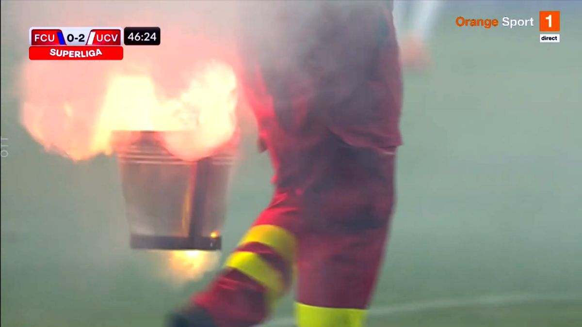 Interziși după comportamentul din derby-ul FCU - CS Universitatea Craiova! Măsurile anunțate de Jandarmeria Română