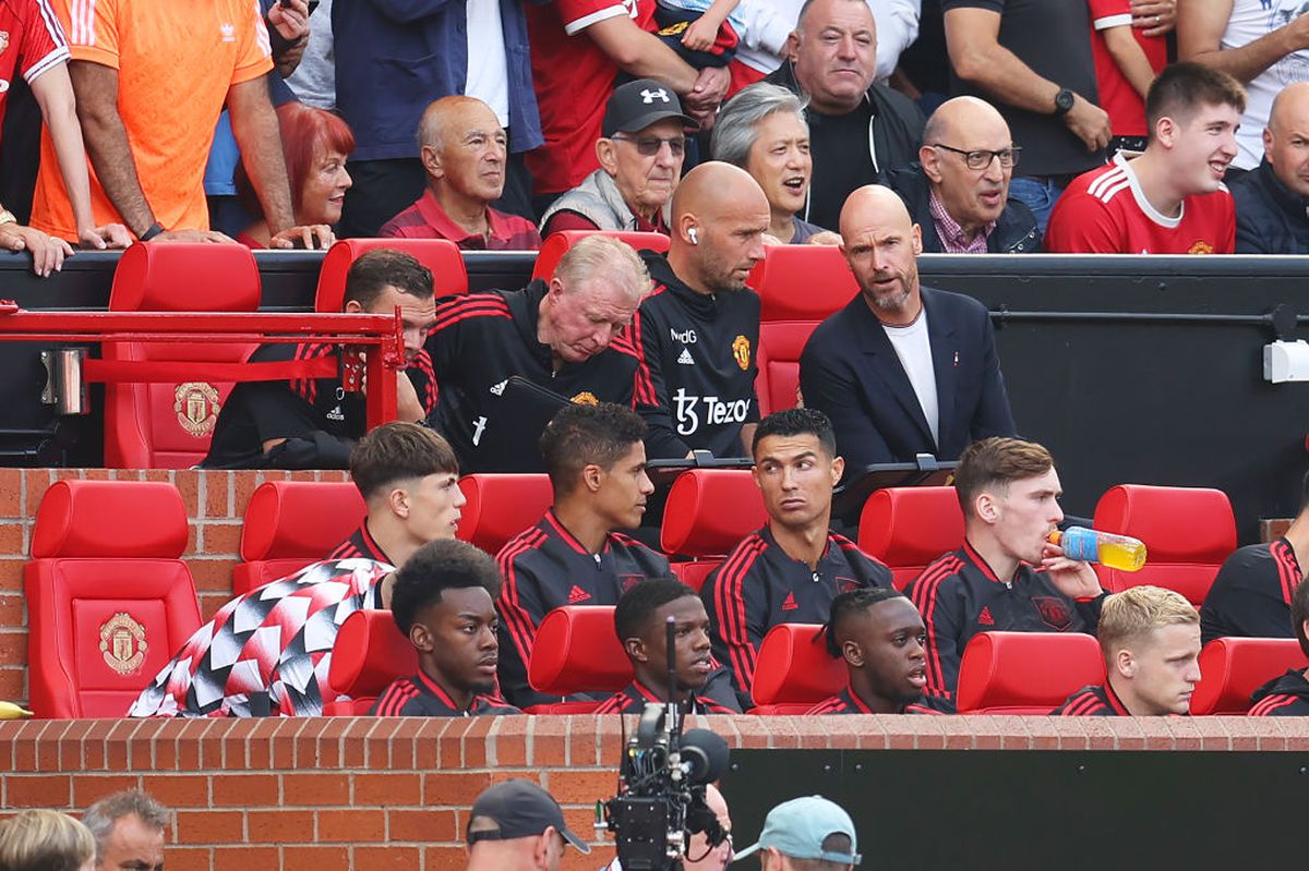 Cum a fost surprins Cristiano Ronaldo pe bancă, în Manchester United - Brighton: „De ce m-am întors?!” + Ironizat de Roy Keane: „Mă bucur că n-a plecat mai devreme”