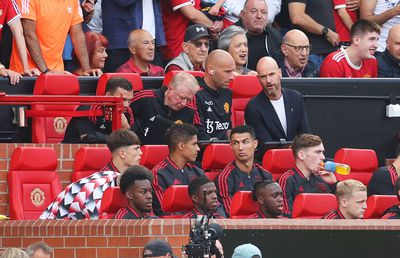 Cum a fost surprins Cristiano Ronaldo pe bancă, în Manchester United - Brighton: „De ce m-am întors?!” + Ironizat de Roy Keane: „Mă bucur că n-a plecat mai devreme”