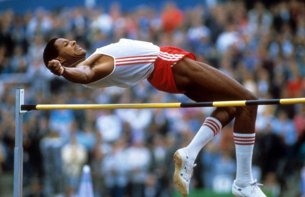 De ce a rezistat 30 de ani recordul uluitor al lui Javier Sotomayor? Cel mai bun român din istorie știe secretul performanței