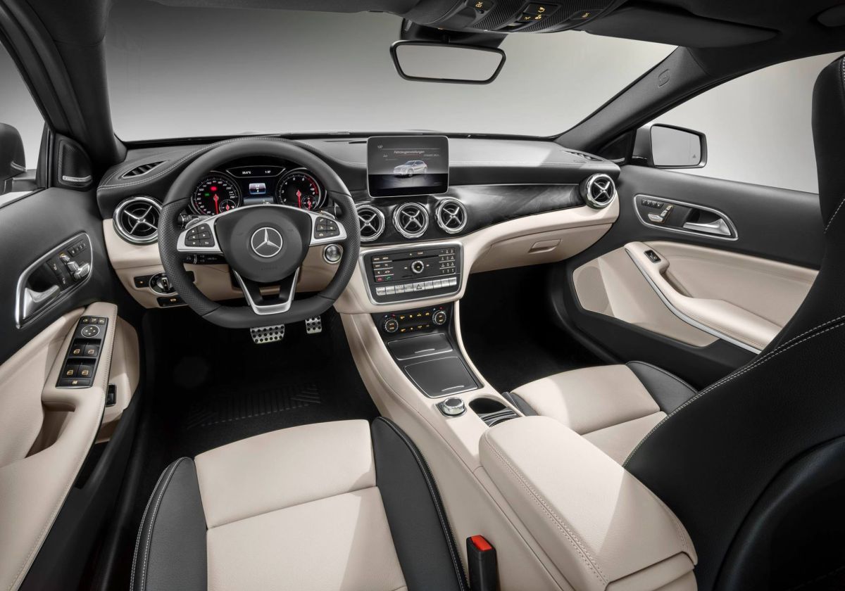 Apariție RARĂ la Voluntari - Rapid: cine a fost prezent în tribune alături de Iordănescu și Stoichiță