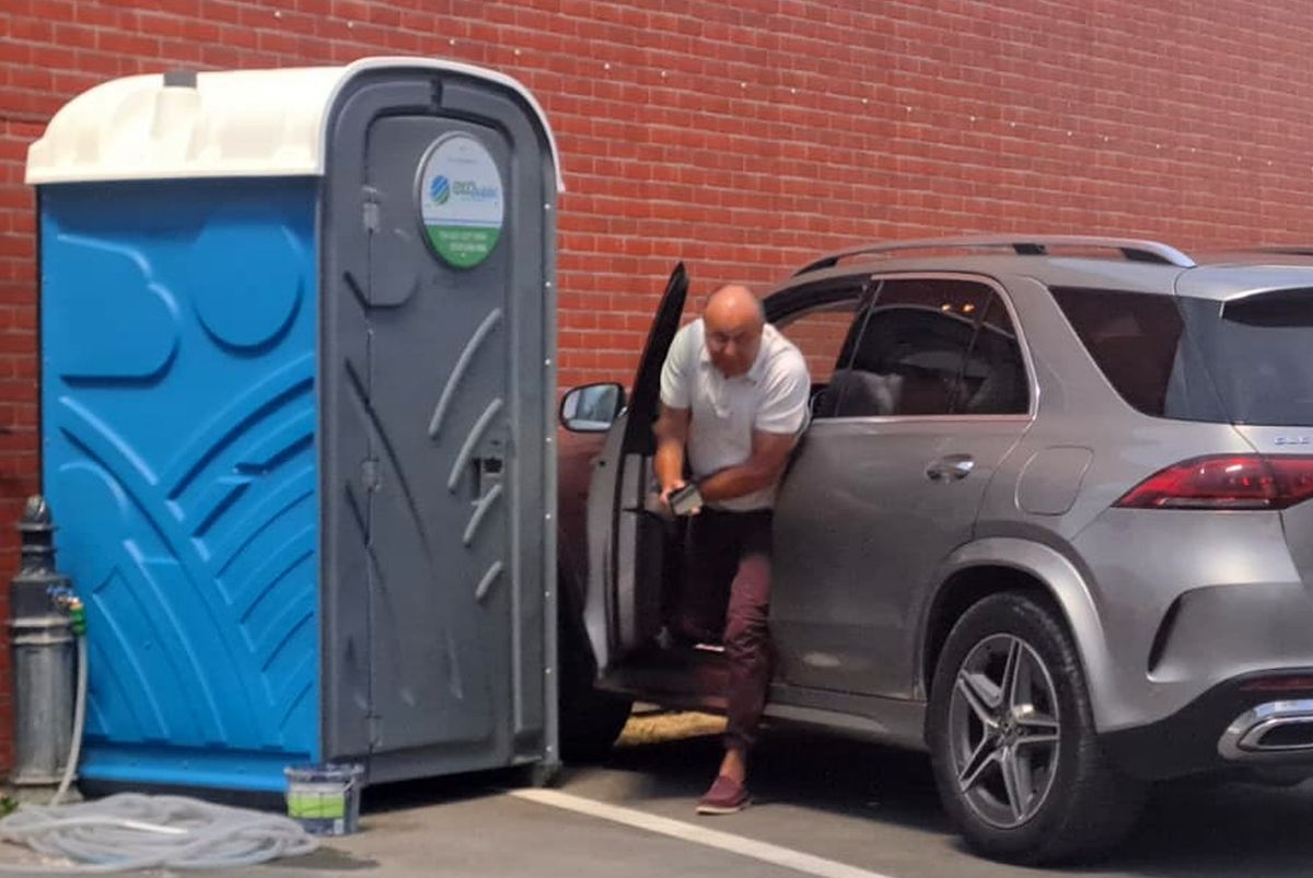 Rămași fără antrenor, dinamoviștii visează: „Dan Șucu știe ce înseamnă banul și cum se face banul”