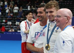 De necrezut! Felul prin care noul puști-minune al înotului, Leon Marchand, l-a înduplecat pe marele antrenor al lui Michael Phelps să lucreze cu el