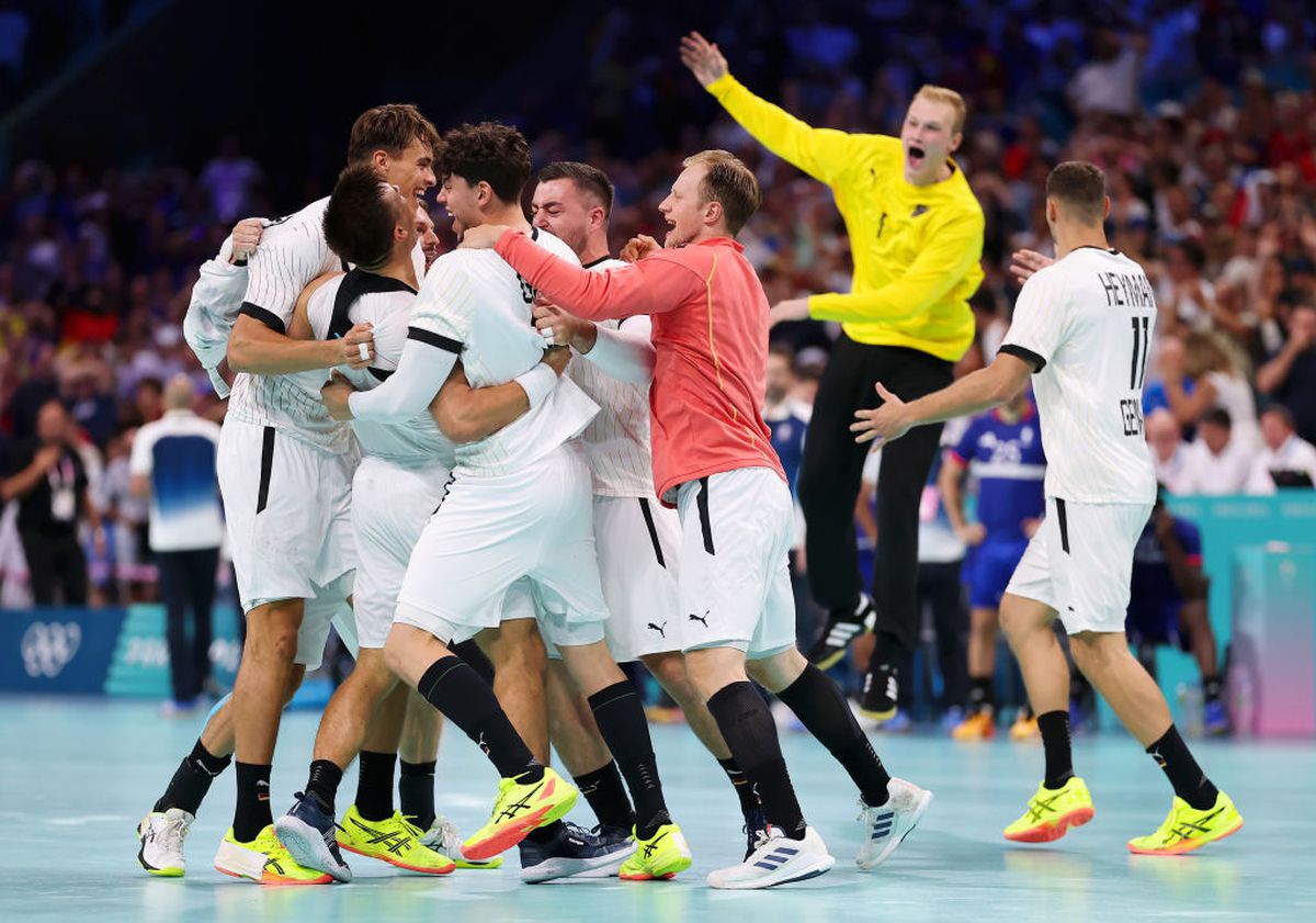 Franța - Germania, cel mai nebun meci din ISTORIA handbalului la Jocurile Olimpice » Două goluri avans și 12 secunde rămase: antrenorul a făcut o prostie IMENSĂ! 27.000 de oameni rămași mască în arenă