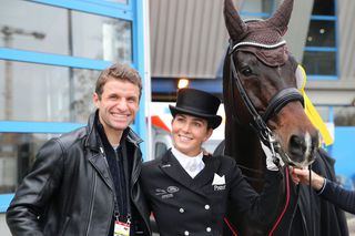 2-0 cu Borussia, 75.000 de fani, părinții în tribune » Doar Lisa a lipsit, alimentând zvonurile