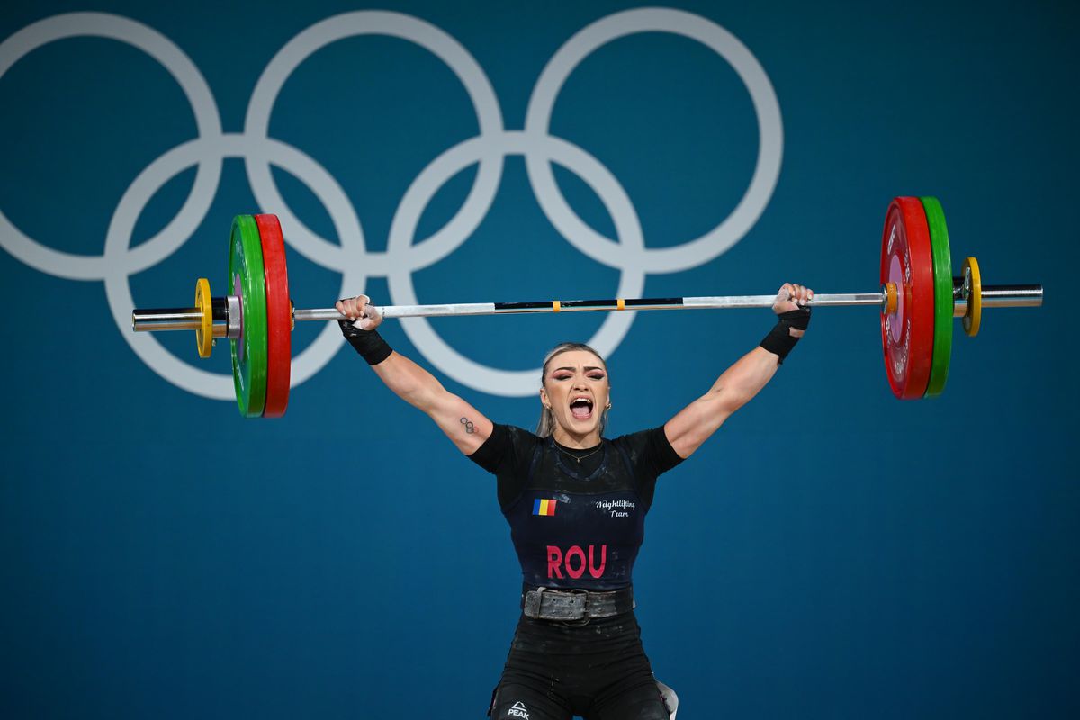 Mihaela Cambei, medalie de argint la Paris în competiția categoriei 49 kg » Chinezoaica i-a luat aurul la ultima încercare