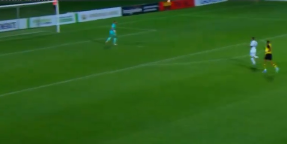 Fază uluitoare în Europa: goalkeeperul a înscris din poartă în poartă! Un nume mare al Europei s-a făcut de râs aseară și riscă eliminarea