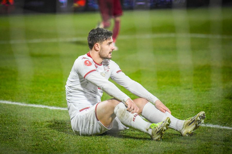 Victor Angelescu, anunț crunt despre jucătorul Rapidului: „E foarte grav. Nu știu dacă mai joacă”