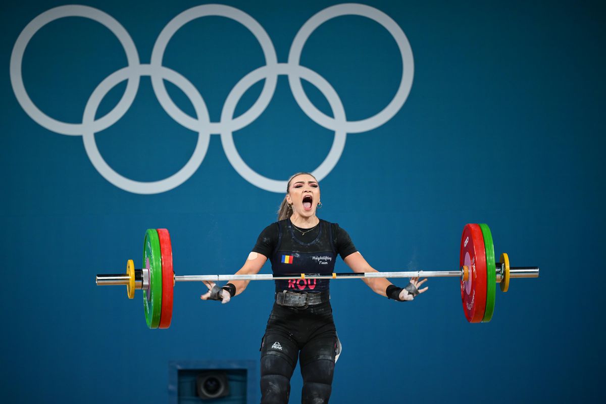 Mihaela Cambei, medalie de argint la Paris în competiția categoriei 49 kg » Chinezoaica i-a luat aurul la ultima încercare