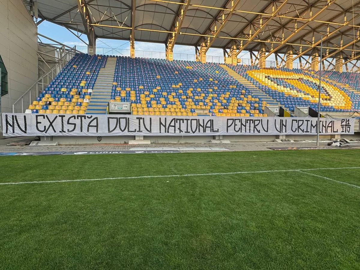 Avalanșă de mesaje NECRUȚĂTOARE anti-Iliescu! Ultrașii de la Steaua, Petrolul și alte forțe ies la atac: „Nu există doliu național pentru un criminal”