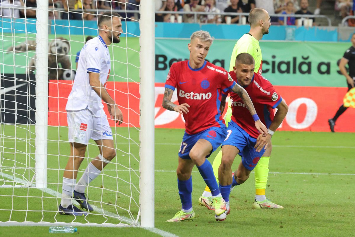 FCSB - Drita, cadre din meci de Ionuț Iordache