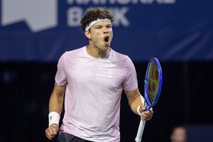 În semifinalele de la Toronto, ambii jucători din Top 5 au fost eliminați » Cine se duelează pentru trofeu în Canada