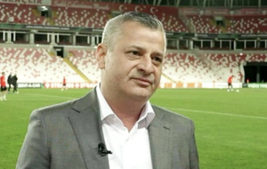 Și-a dat demisia de la CFR Cluj: „Am decis să ne strângem mâna” » Neluțu Varga a reacționat imediat