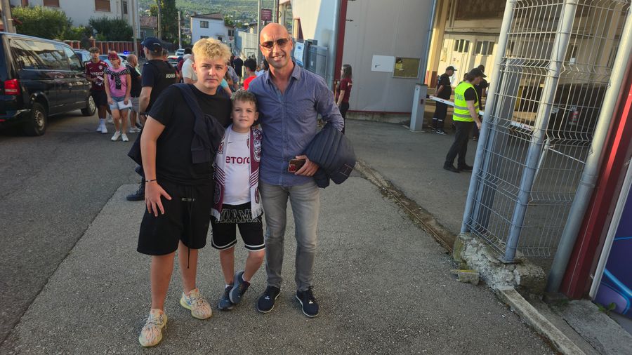 Gabi Mureșan a fost la meciul cu Lugano împreună cu copiii săi A scris istorie în Gruia și știe cum ar putea CFR s-o „dovedească” iar pe Braga: „În 2012, tot ei porneau cu prima șansă, dar i-am bătut în ambele meciuri!”
