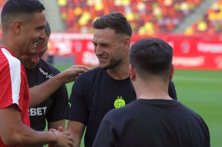 Fostul internațional îl „scutură” pe Dennis Politic, după ce l-a auzit pe Becali: „Vrei să faci sport profesionist sau nu?”