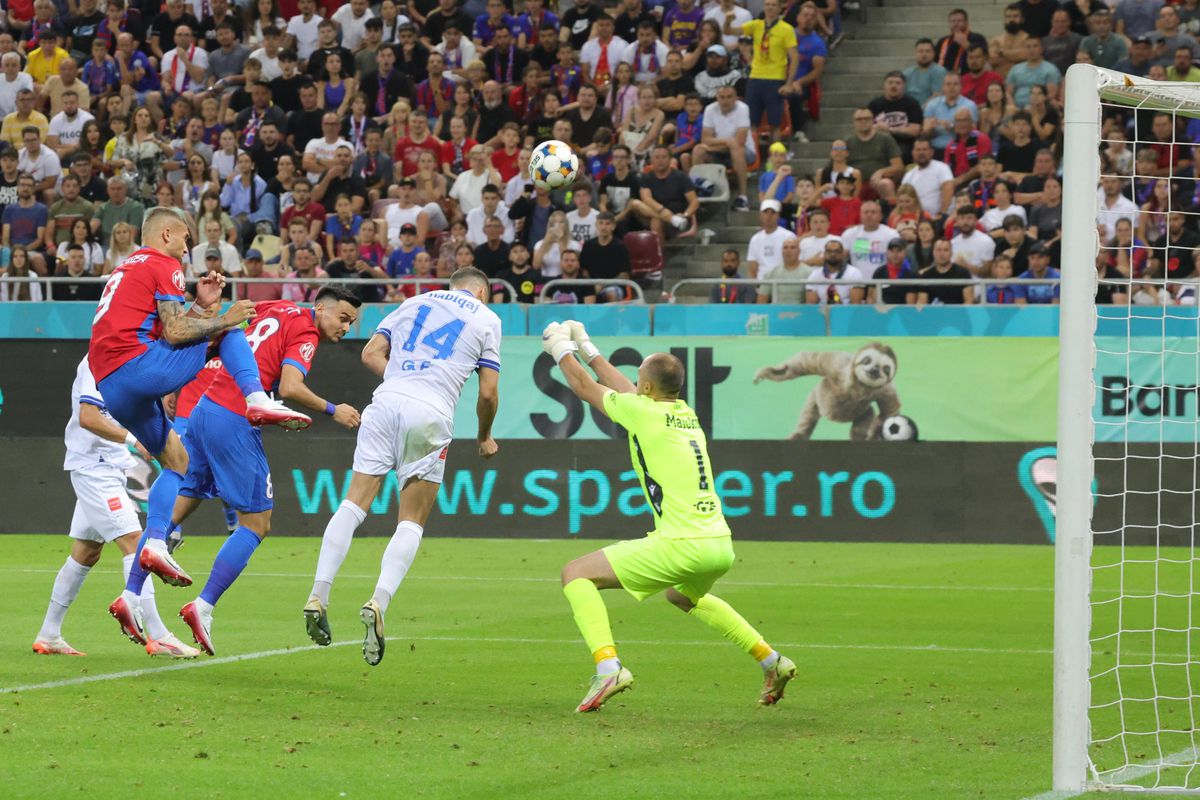 FCSB - Drita, cadre din meci de Ionuț Iordache