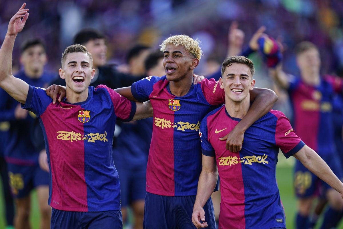 Ceartă din cauza iubitelor în vestiarul Barcelonei » Doi oameni importanți, „la cuțite”: „Cei răi nu câștigă niciodată”