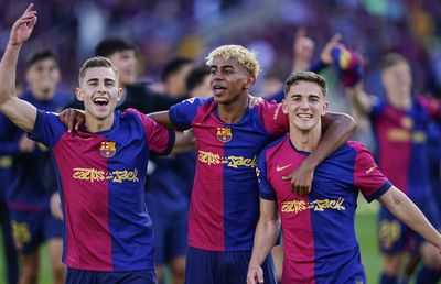 Ceartă din cauza iubitelor în vestiarul Barcelonei » Doi oameni importanți, „la cuțite”: „Cei răi nu câștigă niciodată”