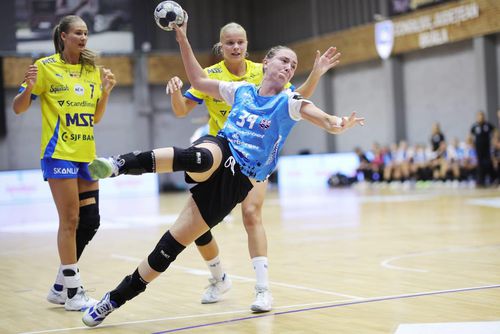 CSM București, victorie în primul meci de la „Cupa Dunărea” // FOTO: facebook.com/HCDBraila