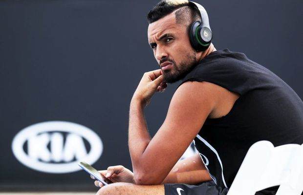 Kyrgios a creat un sondaj, imediat după gestul lui Djokovic la US Open: „Câți ani?”
