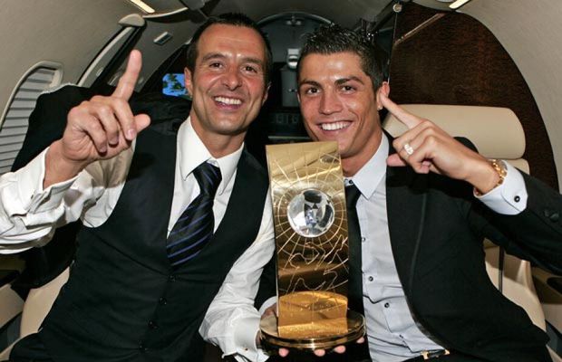 Barcelona ar putea primi o nouă lovitură! Jorge Mendes a apărut în peisaj, iar starul catalanilor ezită: „Toată lumea întreabă de el”