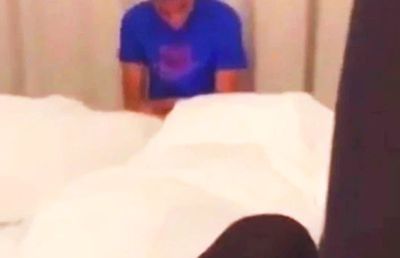 FOTO Greenwood și Foden, amendați și trimiși acasă după ce au adus femei în cantonamentul Angliei! Imagini din camera de hotel au fost scăpate pe internet