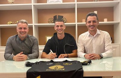 CFR CLUJ. Dan Petrescu a renunțat la un jucător după transferul lui Cristi Manea » Anunțul oficial