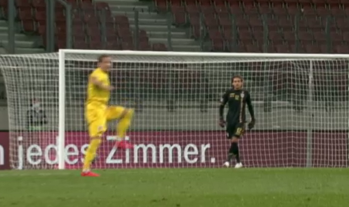 AUSTRIA - ROMÂNIA 2-3. Ciprian Deac, scos pe brațe de pe teren! Un debutant i-a luat locul