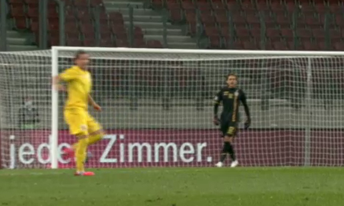 AUSTRIA - ROMÂNIA 2-3. Ciprian Deac, scos pe brațe de pe teren! Un debutant i-a luat locul