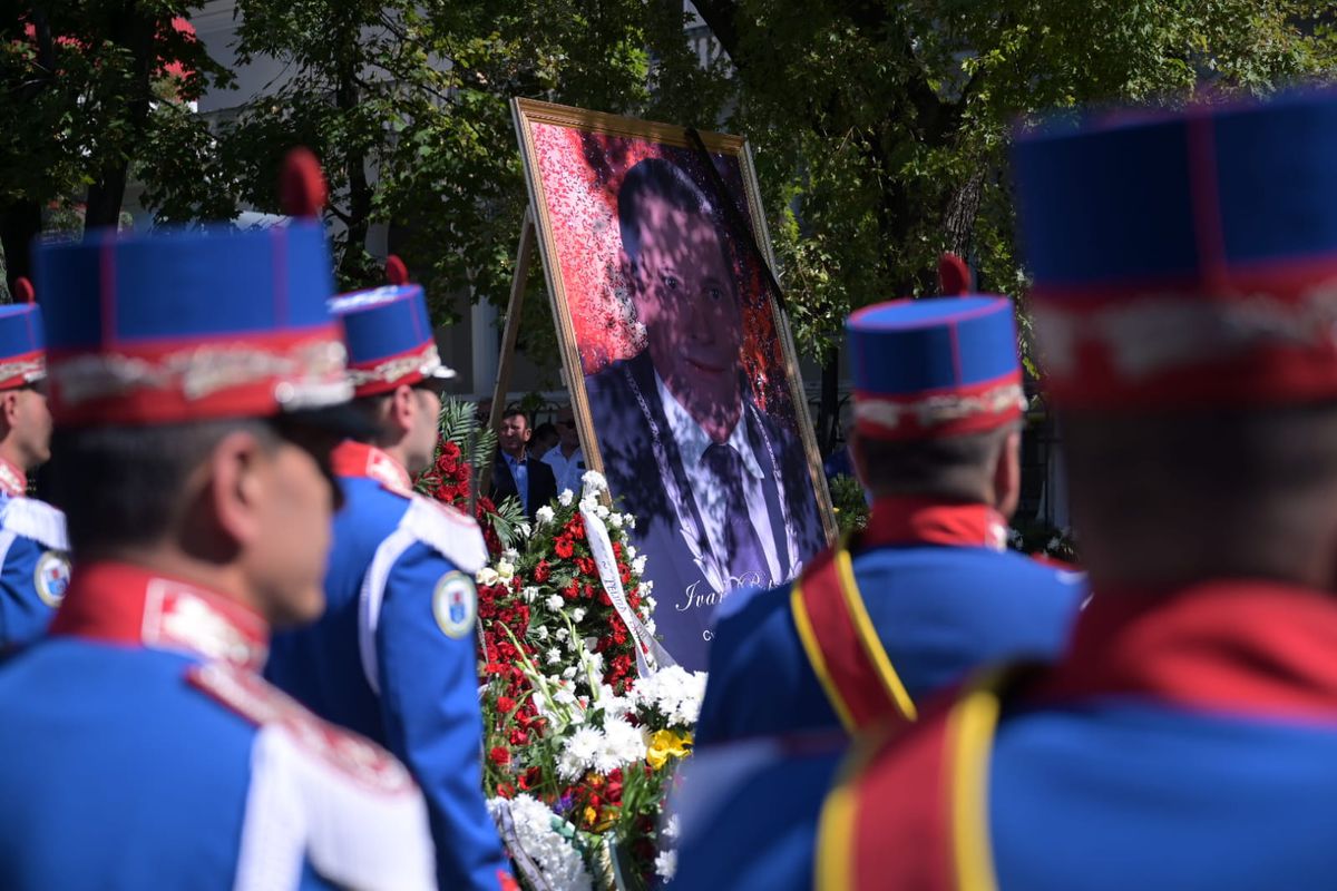 Ivan Patzaichin a fost înmormântat, astăzi, în Cimitirul Bellu » Fiica legendarului campion, discurs emoționant: „Tatăl meu a fost Ivan Inimă de Aur”