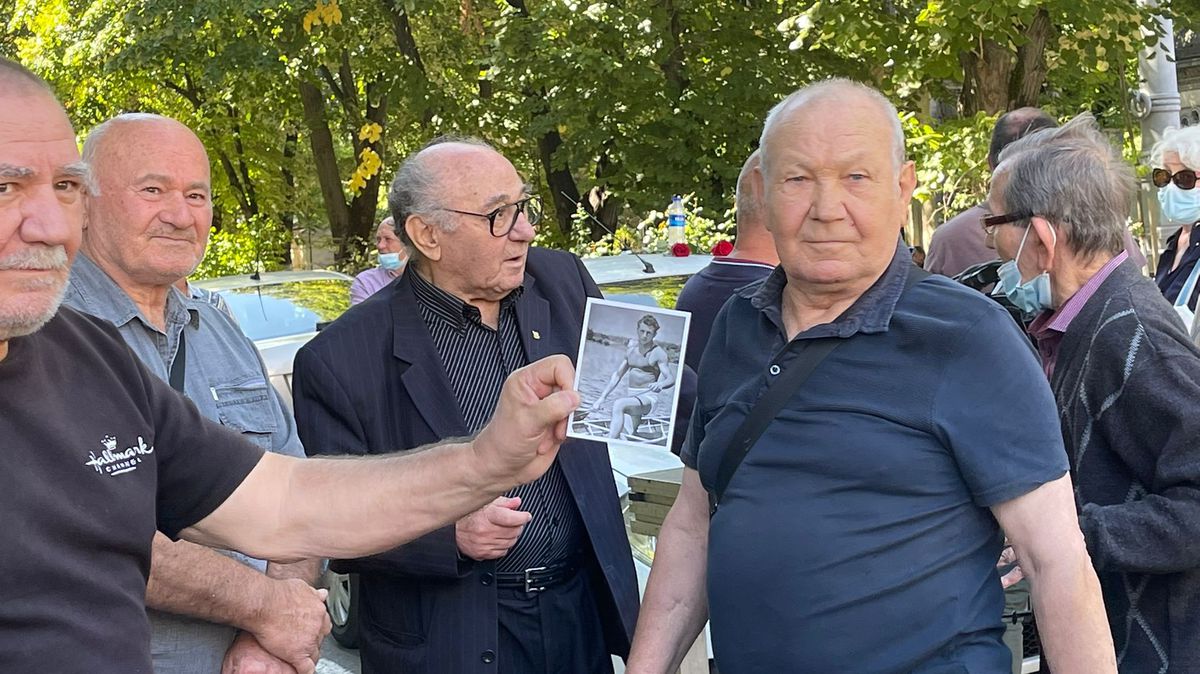 Ivan Patzaichin a fost înmormântat, astăzi, în Cimitirul Bellu » Fiica legendarului campion, discurs emoționant: „Tatăl meu a fost Ivan Inimă de Aur”