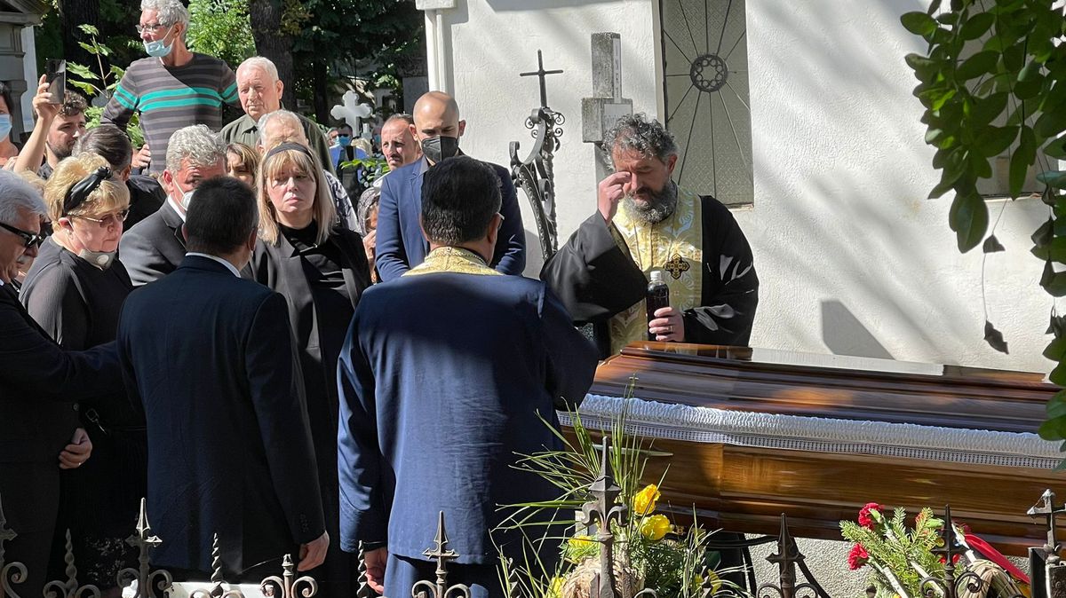 Ivan Patzaichin a fost înmormântat, astăzi, în Cimitirul Bellu » Fiica legendarului campion, discurs emoționant: „Tatăl meu a fost Ivan Inimă de Aur”