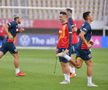 Antrenamentul oficial al României la Skopje, cu 17 fotbaliști » Rădoi s-a băgat la joc + Ultimele detalii de la trimișii GSP
