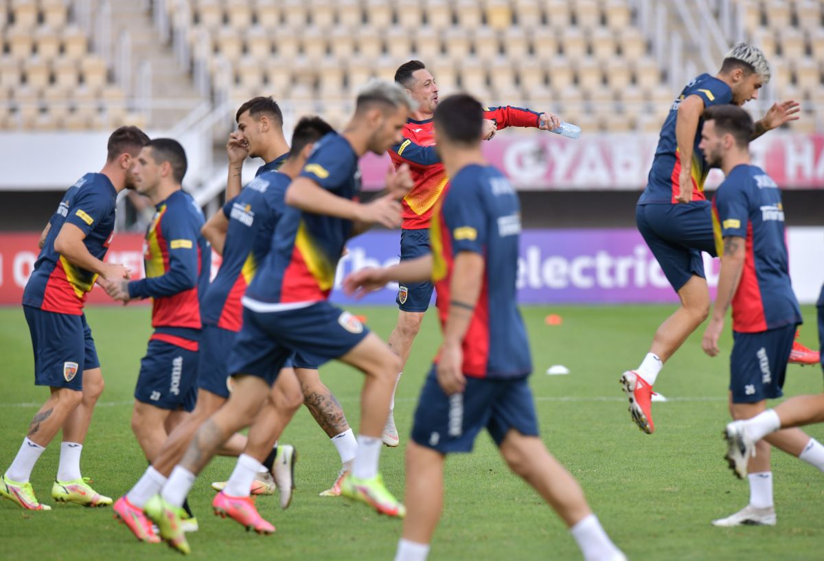 Ianis Hagi are COVID-19 și ratează meciul cu Macedonia de Nord! Ceilalți 3 „tricolori”, testați negativ