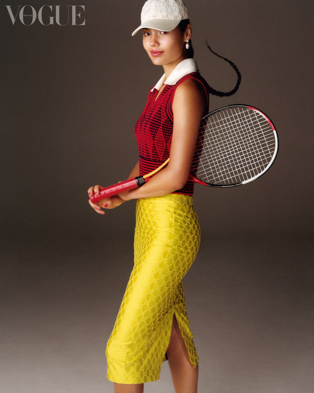 Emma Răducanu, steaua cu origini românești a tenisului britanic, poze pe teren, personale și din Vogue